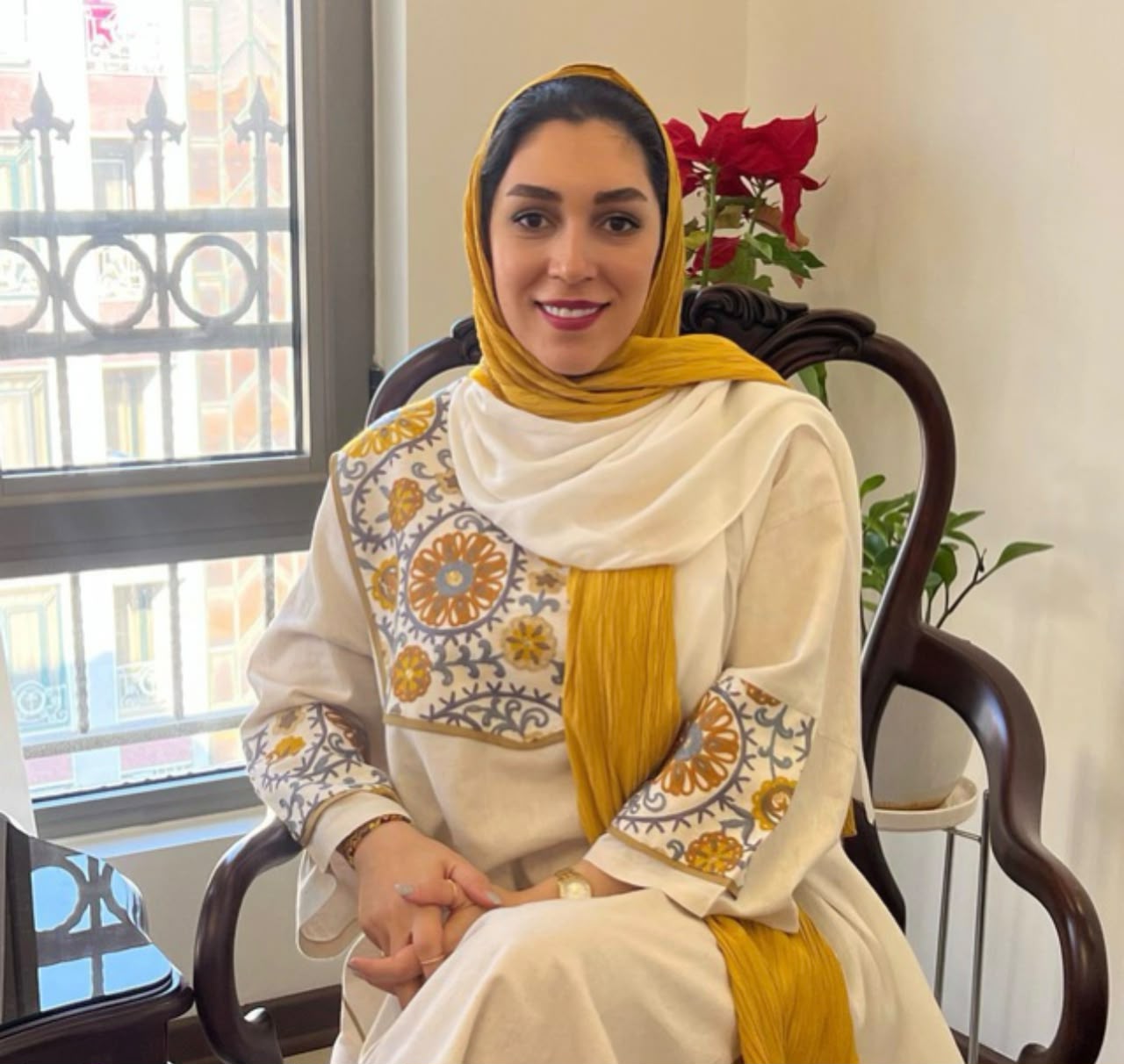 زهره شکوری